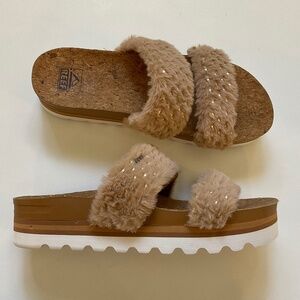 REEF Vista Hi Cozy Faux Fur Slip On Platform Sandal Size 9